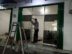 MULTISOLUTION INDONESIA  Layanan Kami sbb:  Jasa Rancang Bangun Rumah, Jasa Rancang Bangun Ruko, Jasa Rancang Bangun Kantor, Jasa renovasi rumah, jasa renovasi ruko, jasa renovasi kantor, jasa renovasi toko, jasa renovasi outlet waralaba, pengelasan pagar, canopy, teralis, railling tangga, kanopi balkon, booth jajajan, boot container, rolling door otomatis, rolling door manual, rolling grille folding gate, pintu harmonika, pintu lipat garasi, pintu lipat besi, jasa pengecatan, plafon PVC, kanopi baja ringan, rangka atap baja ringan, PABX, IT Solution, jasa pembuatan aplikasi, BTS, server, LAN, FO, jasa instalasi kabel telepon, jasa instalasi kabel data komputer CAT5 CAT6, partisi kaca tempered, partisi gypsum, kusen aluminium, servis pintu kaca, pintu kaca otomatis, pintu kaca kantor, Mechanical Electrical, jasa pengembangan bisnis, konsultan pengembangan bisnis, kitchen set, furniture, meuble, jasa pasang videotron, jasa pasang video wall, CCTV, Pagar otomatis, mezzanine, Web design, SEO Optimation, jasa pemasaran, afiliasi produk, jasa pasang AC, jasa service AC, jasa bongkar pasang AC split sentral gedung.