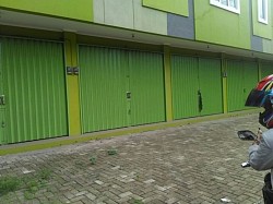 ROLLING DOOR & FOLDING GATE MURAH 081280350050 - panggilan cepat JABODETABEK 🙏🙏🙏 081280350050 - TUKANG LAS PANGGILAN, PEMASANGAN, JUAL, BELI, TT, SERVICE & BONGKAR PASANG : KONSTRUKSI BAJA, FOLDING GATE, HARMONIKA, ROLLING DOOR, ROLLING GRILLE, GARAGE DOOR, CANOPY, PAGAR, RAILLING TANGGA, BALKON, TERALIS, STAINLESS, SLIDING DOOR, PINTU GARASI, ATAP BAJA RINGAN, Tukang spesialis Jual Rolling door panggilan murah Jakarta, Tukang spesialis service rolling door panggilan murah jakarta, Tukang spesialis bongkar pasang rolling door panggilan murah Jakarta, Tukang spesialis Jual folding gate panggilan murah jakarta, Tukang spesialis service folding gate panggilan murah jakarta, Tukang spesialis bongkar pasang folding gate panggilan murah Jakarta  Call / WA: 081280350050 JASA SERVIS BONGKAR PASANG FOLDING GATE  ROLLING DOOR  TERIMA JASA SERVIS BONGKAR PASANG PINTU FOLDINGGATE DAN PESAN BARU PINTU FOLDINGGATE  DENGAN HARGA YANG BERSAHABAT. SERVIS BONGKAR PASANG FOLDINGGATE, SERVIS FOLDINGGATE. PESAN PINTU BARU FOLDINGGATE  SERVIS, SERVIS FOLDINGGATE. SERVIS BONGKAR PASANG FOLDINGGATE, SERVIS PESANAN BARU.     Servis pintu Foldingate dan Bongkar pasang pintu Foldinggate-Cepat- Berkualitas dan Bergaransi.:Pintu Foldinggate  yang Kami Jual dan Kami Service Antara Lain Pintu Foldinggate  Besi Pintu,Foldinggate Galpanis dan pintu Foldinggate Pintu Harmonika  Kerusakan FOLDING GATE yang   Sering Terjadi : Servis Bongkar Pasang  Pintu  Foldinggate  Macet Seret Susah Buka Tutup Servis Bongkar pasang   Silangan Patah-Patah, Bengkok-Bengkok Ancur Rusak. Servis Bongkar pasang   Bering atau Roda yang dah Auus Rusak  atau Miring. Servis Bongkar pasang Paka-Paku Ring-Ringnya pada Hilang. Servis Bongkar Pasang  Las-lasnya yang Terlepas Copot. Servis Bongkar Pasang Daun pintu  Foldingate Lepas Copot ngesrot ke Lantai atau ke Keramik. Servis bongkar pasang  Pintu Macet dan Tidak Bisa Mengunci.                       Samapai Saat ini sudah  RIBUAN ROLLING DOOR &  RIBUAN FOLDING GATE   yang   Telah  Kami  pasang & Service  atau Perbaiki Diseluruh wilayah Depok Jakarta Timur,Jakarta Selatan,Jabotabek  Khususnya  Pada Saat Akan ServicePintu Foldinggate Biasanya  Dilakukan Survey Sebelumnya diliat apa -apanya Barang/ Seperpak Foldinggate yang harus diganti Akan Tetapi pada Saat Survay Untuk Service  Foldinggate  Teknisi Kami Selalu Sedia dan Siap Menerangkan keluahan Anda.  Sehingga  Jika  HARGA Service  Pintu Foldinggate  Sudah DiACC atau Di Setujui  maka  peroses pengerjan service foldinggate dapat langsung di laksanakan  pada hari yang sama..              Dengan demikian peroses Service Bongkar Pasang Foldinggate Menjadi  lebih Cepat Dalam  hal Eksekusi Perbaikan . Untuk hasil  yang memuaskan, Service Bongkar pasang  Pintu Foldinggate  Di lakukan  Oleh  Tenaga Profesional dan Berpengalaman dalam menangani  Service bongkar pasang  pintu Foldinggate. Dengan demikian Pelanggan  yang Mengajukan Service Bongkar Pasang Foldinggate  akan Terjawab  keinginannya untuk  mengembalikannya fungsi pintu Foldinggate ke kondisi  90% seperti baru  yang dapat di pungsikkkan dengan baik  dan lancar. service bongkar pasang pintu foldinggate di kerjakan oleh Dua sampai Tiga  Orang yang berpengalaman dalam hal  Service bongkar pasang Pintu Foldinggate  itu  sendiri.  Sehingga setelah pintu foldimnggate di Service  kondisinya menjadi lebih baik. Banyak Tukang tukang Servis Foldinggate  di depok di jakarta  yang menawarkan jasa servis bongkar pasang pintu foldinggate  tetapi  setelah  diservice  mereka tidak memberi tahu atau memberikan arahan bagaimana menggunakan pintu Foldinggate  yang baik dan benar. agar awet dalam pemakaian. tukang service foldinggate harus memiliki sekil yang  cukup baik untuk mendapatkan hasil servis bongkar pasang  pintu foldinggate baik dan maksimal.   berbagai macam bahan dan ketebalan foldinggate berbagai macam foldinggate yang Kami jual diantara lain: Foldinggate polos besi tebal 0,4mm, Foldinggate polos besi tebel 0,5, Foldinggate polos besi tebal 0,8mm, foldinggate galvanis tebal    0,4mm, Foldinggate galvanis tebal    0,5  Rolling door galvanis biasa           Rolling door super biasa              Rolling door Alumunium             Pemasangan Foldingate ,servics  Foldinggate  bongkar pasang  Foldinggate di kerjakan  oleh Tenaga  kerja  yang  handal dan berpengalaman dibidangnya. ahli service rolling door murah Jakarta selatan,barat,utara,timur,pusat. service rolling door, folding gate murah jakarta, bogor, depok, bekasi  jual & jasa service rolling door jakarta termurah        harga jasa service folding gate murah, ahli service rolling door tukang service folding gate, folding door jakarta selatan, utara, barat, timur, pusat, spesialis specialist garasi door murah, rolling door mesin otomatis listrik Jakarta dan folding gate murah, cat rolling door mesin, chain block, takel, rolling grille, one sheet, full perforated manual atau automatic, bolong-bolong, bongkar pasang dan pengecatan rolling folding serta ganti kunci rolling door, folding gate dan pintu kaca, Kami juga melayani jasa cuci sofa & karpet kantor, huruf timbul stainless, akrilik, kuningan dan instalasi listrik, jaringan lan dan wireless, jasa pasang wifi, hotspot, mikrotik dan jasa bongkar pasang canopy, jasa bongkar pasang partisi pintu kaca tempered & gypsum, tukang atau sipil untuk rumah, gedung, industri, rekolah, gudang, ruko, kantor, rumah ibadah, mall, pasar, dll, lokasi jabodetabek, Jakarta selatan, barat, timur, utara, pusat, bekasi, depok, sunter, kali malang, pulogadung, kelapagading, cempaka putih, manggadua, kota, otista, kramatjati, condet, cilandak, pasar rebo, cawang, kalibata, tebet, pancoran, saharjo, kuningan, mampang, buncit, blokm, bloks, kemang, jagakarsa, ragunan, siaga, lenteng agung, pasar minggu, pasar raya, rebo, fatmawati, radio dalam, senayan, cipete raya, grand wijaya center, pondok indah, slipi, grogol, kebonjeruk, jalan panjang.  Wilayah layanan jual & service rolling door takel kami meliputi seluruh plaza & pasar sejabodetabek, Jakarta, bogor, bekasi, depok, tangerang  , Jakarta selatan, Jakarta timur, Jakarta barat, Jakarta utara, Jakarta pusat rolling door murah, rolling door termurah  , rolling door paling murah, jual & service rolling door termurah  , jual & service rolling door murah, jual & service rolling door paling murah, pasang rolling door termurah , pasang rolling door murah  , pasang rolling door paling murah , harga rolling door termurah, harga rolling door murah, harga rolling door paling murah  , specialist pasang rolling door murah , specialist pasang polling door termurah , specialist pasang rolling door paling murah , service rolling door termurah  , service rolling door murah , service rolling door paling murah , ahli pasang rolling door termurah  , ahli pasang rolling door murah , ahli pasang rolling door paling murah , specialist service rolling door murah, specialist service rolling door termurah, specialist service rolling door paling murah  , bongkar pasang rolling door termurah  , bongkar pasang rolling door murah , bongkar pasang rolling door paling murah , jasa service rolling door termurah , jasa service rolling door murah  , jasa service rolling door paling murah , service & pasang rolling door termurah , service & pasang rolling door murah  , service & pasang rolling door paling termurah, folding gate murah  , folding gate termurah , folding gate paling termurah  , jual & service folding gate murah  , jual & service folding gate termurah , jual & service folding gate paling termurah , jual folding gate murah  , jual folding gate termurah , jual folding gate paling murah , pasang folding gate termurah, pasang folding gate murah , pasang folding gate paling murah  , harga folding gate murah, harga folding gate termurah , harga folding gate paling murah , specialist pasang folding gate murah  , specialist pasang folding gate termurah, specialist pasang folding gate paling murah, service folding gate murah , service folding gate termurah, service folding gate paling termurah  , ahli pasang folding gate murah  , ahli pasang folding gate termurah, ahli pasang folding gate paling termurah, specialist service folding gate murah, specialist service folding gate termurah  , specialist service folding gate paling termurah, bongkar pasang folding gate murah, bongkar pasang folding gate termurah  , bongkar pasang folding gate paling termurah, jasa service folding gate murah, jasa service folding gate termurah, jasa service folding gate paling termurah  , service & pasang  folding gate murah, service & pasang folding gate termurah  , service & pasang folding gate paling termurah,  Bagi anda yang membutuhkan pemasangan BARU atau SERVICE ROLLING DOOR & FOLDING GATE dengan harga paket yang sangat super murah... kami melayani pemasangan BARU atau SERVICE ROLLING DOOR & FOLDING GATE untuk rumah, Gedung, Industri, Sekolah, Ruko, Kantor, Rumah ibadah, Mall, Pasar, dll... dengan dukungan Teknisi yg Handal & berpengalaman dibidangnya. Dapatkan penawaran khusus dengan harga special murah & termurah dari Kami dengan harga paket yang sangat super murah... Kami melayani Jual rolling door, Service rolling door & Bongkar pasang rolling door dengan harga termurah, terbaik, berkualitas & bergaransi. Rolling door yang kami jual antara lain : rolling door one sheet full perforated ( bolong-bolong full) , rolling door one sheet kombinasi perforated ( bolong-bolong ditengah saja) , rolling door mesin, rolling door otomatis, rolling door electric motor operator, rolling door manual chain block operator, rolling door industri, rolling door semi perforated, rolling door full perforated, rolling door besi, rolling door galvalum, rolling door alumunium, rolling grille stainless & rolling grille alumuium. Berbagai macam ketebalan rolling door yang kami jual antara lain: rolling door 0, 3mm, rolling door 0, 35mm, rolling door 04mm, rolling door 0, 5mm, rolling door 0, 6mm, rolling door 0, 8mm, rolling door 1mm, rolling door 1, 2mm, rolling door 1, 4mm. Pemasangan rolling door, service rolling door maupun bongkar pasang rolling door Kawasan kami meliputi seluruh wilayah Indonesia a/ l: jakarta pusat, jakarta barat, jakarta timur, jakarta utara, jakarta selatan, tebet, kuningan, mampang, pasar minggu, tb simatupang, cilandak, kemang, cililitan, cawang, pulo gadung, kelapa gading, sunter, tanjung priok, cempaka putih, rawamangun, pondok kopi, klender, jatiwaringin, jati bening, pondok gede, lubang buaya, pinang ranti, kampung makasar, halim, bambu apus, ceger, kelapa dua wetan, lenteng agung, gatot subroto, cakung, ciledug, babelan, glodok, sudirman, kuningan, tanah abang, cinere, fatmawati, blok m, pancoran, kramat jati, cibubur, cipayung, bambu apus, ceger, manggarai, salemba, cipete, pondok labu, scbd, pasar rebo, cijantung, cipayung, ciracas, kemayoran, jagakarsa, ragunan, kebagusan, srengseng, cipulir, condet, tb simatupang, halim, cipinang, jatinegara, pasar senen, kemayoran, bungur, ciganjur, pademangan, ancol, mangga dua, gambir, matraman, kramat raya, gunung sahari, hayam wuruk, gajah mada, thamrin, tanah abang, kebon kacang, kebon jeruk, meruya, slipi, joglo, grogol, cengkareng, daan mogot, kapuk, pesing, pejompongan, senayan, parung, bogor, cileungsi, cimanggis, tangerang, bintaro, bsd, ciputat, depok, citayam, tambun, cibitung, lemah abang, sukatani, bekasi, cikarang dll. jasa service folding gate termurah Jakarta timur, barat, selatan, utara, pusat.                                                  service folding gate dengan berbagai mcam kerusakan dan keluhan, folding gate macet,robek,roda rusak,silangan patah dan lain lain. kami juga menerima pemasangan folding gate baru dengan berbagai macam bahan,slat galvalum,slat besi,dan lainnya. Murah,Free survey dan bergaransi rolling door murah, rolling door termurah, rolling door paling murah, jual & service rolling door termurah, jual & service rolling door murah, jual & service rolling door paling murah, pasang rolling door termurah, pasang rolling door murah , pasang rolling door paling murah, harga rolling door termurah, harga rolling door murah, harga rolling door paling murah, specialist pasang rolling door murah, specialist pasang rolling door termurah, specialist pasang rolling door paling murah, service rolling door termurah, service rolling door murah, service rolling door paling murah, ahli pasang rolling door termurah, ahli pasang rolling door murah, ahli pasang rolling door paling murah, specialist service rolling door murah, specialist service rolling door termurah, specialist service rolling door paling murah, bongkar pasang rolling door termurah, bongkar pasang rolling door murah, bongkar pasang rolling door paling murah, jasa service rolling door termurah, jasa service rolling door murah, jasa service rolling door paling murah, service & pasang rolling door termurah, service & pasang rolling door murah, service & pasang rolling door paling termurah, tukang servis rolling door murah, tukang servis rolling door termurah, tukang servis rolling door paling murah, jasa service rolling door murah, jasa service rolling door termurah, jasa service rolling door paling murah, ahli pasang rolling door murah, ahli pasang rolling door termurah, ahli pasang rolling door paling murah, spesialis servis rolling door murah, spesialis servis rolling door termurah, spesialis servis rolling door paling murah, jual rolling door murah, jual rolling door termurah, jual rolling door paling murah, folding gate murah, folding gate termurah, folding gate paling termurah, jual & Service folding gate murah, jual & service folding gate termurah, jual & service folding gate paling termurah , jual folding gate murah , jual folding gate termurah, jual folding gate paling murah, pasang folding gate termurah, pasang folding gate murah, pasang folding gate paling murah, harga folding gate murah, harga folding gate termurah, harga folding gate paling murah, specialist pasang folding gate murah, specialist pasang folding gate termurah, specialist pasang folding gate paling murah, service folding gate murah, service folding gate termurah, service folding gate paling termurah, ahli pasang folding gate murah, ahli pasang folding gate termurah, ahli pasang folding gate paling termurah, specialist service folding gate murah, specialist service folding gate termurah, specialist service folding gate paling termurah, bongkar pasang folding gate murah, bongkar pasang folding gate termurah, bongkar pasang folding gate paling termurah, jasa service folding gate murah, jasa service folding gate termurah, jasa service folding gate paling termurah, service & pasang folding gate murah, service & pasang folding gate termurah, service & pasang folding gate termurah, tukang servis folding gate paling murah, jasa service folding gate murah, jasa service folding gate termurah, jasa service folding gate paling murah, ahli pasang folding gate murah, ahli pasang folding gate termurah, ahli pasang folding gate paling murah, spesialis servis folding gate murah, spesialis servis folding gate termurah, spesialis servis folding gate paling murah, jual folding gate murah, jual folding gate termurah, jual folding gate paling murah,  Bagi anda yang membutuhkan pemasangan BARU atau SERVICE ROLLING DOOR & FOLDING GATE dengan harga paket yang sangat super murah... kami melayani pemasangan BARU atau SERVICE ROLLING DOOR & FOLDING GATE untuk rumah, Gedung, Industri, Sekolah, Ruko, Kantor, Rumah ibadah, Mall, Pasar, dll... dengan dukungan Teknisi yg Handal & berpengalaman dibidangnya. Dapatkan penawaran khusus dengan harga special murah & termurah dari Kami dengan harga paket yang sangat super murah... Kawasan kami meliputi seluruh wilayah Indonesia a/ l: jakarta Pusat, Jakarta Barat, Jakarta Timur, Jakarta Utara, Jakarta Selatan, Tebet, Kuningan, Mampang, Pasar Minggu, TB Simatupang, Cilandak, Kemang, Cililitan, Cawang, Pulo Gadung, kelapa gading, Sunter, tanjung priok, cempaka putih, rawamangun, pondok kopi, klender, jatiwaringin, jati bening, pondok gede, lubang buaya, pinang ranti, kampung makasar, halim, bambu apus, ceger, kelapa dua wetan, Lenteng Agung, Gatot Subroto, Cakung, ciledug, babelan, Glodok, Sudirman, kuningan, tanah Abang, Cinere, Fatmawati, Blok M, pancoran, Kramat jati, Cibubur, cipayung, bambu apus, ceger, Manggarai, Salemba, Cipete, pondok labu, SCBD, pasar rebo, cijantung, cipayung, ciracas, kemayoran, jagakarsa, ragunan, kebagusan, srengseng, cipulir, condet, TB Simatupang, halim, cipinang, jatinegara, pasar senen, kemayoran, bungur, ciganjur, pademangan, ancol, mangga dua, gambir, matraman, kramat raya, gunung sahari, hayam wuruk, gajah mada, thamrin, tanah abang, kebon kacang, kebon jeruk, meruya, slipi, joglo, grogol, cengkareng, daan mogot, kapuk, pesing, pejompongan, senayan, Parung, Bogor, Cileungsi, Cimanggis, Tangerang, Bintaro, BSD, Ciputat, Depok, Citayam, tambun, cibitung, lemah abang, sukatani, Bekasi, Cikarang, Gajah Mada Plaza, ITC Cempaka Mas, Menteng Plaza, Plaza Indonesia, EX Plaza Indonesia, Sarinah Plaza, Grand Indonesia Shopping Town, Plaza Atrium, Lifestyle X' nter, Senayan City, Plaza Senayan, Mangga Dua Pasar Pagi, Mall Mangga Dua, Harco Mas Mangga Dua, Mangga Dua Square, ITC Roxy Mas, MGK Kemayoran, Thamrin City, Atrium Senen, Pasar Tanah Abang , ITC Mangga Dua, Mall Kelapa Gading I - III & V, Mall Sunter, Pluit Village, Pasar Pagi Mangga Dua, WTC Mangga Dua, Pluit Junction, Mall Artha Gading, Sports Mall Kelapa Gading, Kelapa Gading Trade Center, Mall of Indonesia, Emporium Pluit, La Piazza, Mangga Dua Square, Kramat Jati Indah Plaza, Ramayana Kramat Jati Indah, Cibubur Junction, Cibubur Square, Pusat Grosir Cililitan, Pusat Grosir Jatinegara, Tamini Square, MT Haryono Square, Pulogadung Trade Center, Mal Graha Cijantung, Arion Mall, Buaran Plaza, Rawamangun Square, Arion Plaza, Ramayana Perumnas Klender, Mall CitraGrand, Lindeteves Trade Center, Glodok Plaza, Harco Glodok, Lokasari Plaza, Mall Ciputra, Mall Daan Mogot, Mall Puri Indah, Mall Taman Anggrek, Slipi Jaya Plaza, Mall Taman Palem, St Moritz Mall, Central Park Jakarta, Seasons City, PX Pavillion, Mal Kalibata, Cilandak Town Square, Mal Cilandak, Bintaro Plaza, Blok M Plaza, Blok M Square, ITC Fatmawati, ITC Kuningan, ITC Ambasador, Mal Ambassador, Mall Blok M, Pondok Indah Mall I & II, Melawai Plaza, Pasaraya Manggarai, pacific Place, Plaza Semanggi, Setiabudi One, ITC Permata Hijau, Pejaten Village, Gandaria City, City Walk Sudirman, Epicentrum Walk Rasuna, Ciputra World Jakarta, Kota Kasablanka, Kuningan City, Gajah Mada Plaza, ITC Cempaka Mas ( Carrefour Dept. Store) , Menteng Plaza, Plaza Indonesia ( PI) , EX Plaza Indonesia, Sarinah Plaza, Grand Indonesia, Shopping Town, Atrium Plaza, Lifestyle X' nter / f’ X ( Dulu Sudirman Palace) , Senayan City, Plaza Senayan, Dusit Mangga Dua / Le Grandeur Mangga Dua Hotel, Mall Mangga Dua, Harco Mas Mangga Dua, Mangga Dua Square ( Carrefour Dept. Store) , ITC Roxy Mas, Mega Glodok Kemayoran / MGK, Kemayoran, Thamrin City, Pasar Tanah Abang, Pusat Pertokoan Duta Merlin, ITC Mangga Dua, Mall Kelapa Gading I & III, Mall Sunter, Pluit Village, Pasar Pagi Mangga Dua, WTC Mangga Dua, Pluit Junction, Mall Artha Gading, Sports Mall Kelapa Gading, Kelapa Gading Trade Center, Kelapa Gading Hypermall, Mall of Indonesia / MOI, Mall Emporium Pluit, La Piazza / Lapiz, Mall Kalibata, Cilandak Town Square / Citos, Mall Cilandak, Bintaro Plaza, Blok M Plaza, Blok M Square, ITC Fatmawati, ITC Kuningan, ITC Ambasador, Mall Ambasador, Mall Blok M, Pondok Indah Mall I & II / PIM, Melawai Plaza, Pasaraya Manggarai, Pacific Place, Plaza Semanggi, Setiabudi One, ITC Permata Hijau, Pejaten Village, Gandaria City, City Walk Sudirman, Epicentrum Walk Rasuna, Tendean Plaza, Pasar Bata Putih, Pasar Raya Dept. Store, Lindeteves Trade Center / LTC Glodok, Glodok Plaza, Harco Glodok, Lokasari Plaza, Mall Ciputra ( d/ h Citraland Mall) , Mall Daan Mogot, Mall Puri Indah, Mall Taman Anggrek, Slipi Jaya Plaza, Mall Taman Palem, St Moritz Mall ( Dibuka Tahun 2013) , Central Park Jakarta, Seasons City, PX Pavillion, Roxy Mas Square, Pinangsia Plaza, Kramat Jati Indah Plaza / KJI Plaza, Ramayana Kramat Jati Indah, Cibubur Junction, Cibubur Square, Pusat Grosir Cililitan / PGC, Pusat Grosir Jatinegara / PGJ, Tamini Square, MT Haryono Square, Pulogadung Trade Center / PTC, Mall Graha Cijantung, Arion Plaza, Buaran Plaza / BP, Mall Citra Klender, Rawamangun Square, Grand Cakung, Pasar Perumnas Klender, Plaza Ekalokasari, Botani Square, Bogor Plaza, Bogor Trade Mall, Plaza Jambu Dua, Bogor Indah Plaza, Bellanova Country Mall, Depok Town Square / Detos, ITC Depok, Mall Cinere, Mall Depok, Margo City, Plaza Depok, ACE-Index Building, Tangerang City, Metropolis Town Square, Supermal Karawaci, CBD Ciledug, City Mall Mauk, BSD Junction, ITC BSD, Summarecon Mal Serpong, Plaza BSD, Bintaro Plaza, WTC Matahari, Giant Melati Mas, Giant BSD City, Teraskota, Plaza Serpong, Living World Alam Sutera, BSD Square, Mall Alam Sutera, Grand Mall Bekasi, Bekasi Trade Centre, Carrefour Harapan Indah, Mall Lippo Cikarang, Bekasi Square, Mall Metropolitan / MM, Mega Bekasi Hypermall, Bekasi Cyber Park, Sentra Grosir Cikarang, Plaza Pondok Gede. dll. Tukang service folding gate murah FREE SURVE DAN BERGARANSI  Bagi anda yang membutuhkan pemasangan BARU atau SERVICE ROLLING DOOR & FOLDING GATE dengan harga paket yang sangat super murah... kami melayani pemasangan BARU atau SERVICE ROLLING DOOR & FOLDING GATE untuk rumah, Gedung, Industri, Sekolah, Ruko, Kantor, Rumah ibadah, Mall, Pasar, dll... dengan dukungan Teknisi yg Handal & berpengalaman dibidangnya. Dapatkan penawaran khusus dengan harga special murah & termurah dari Kami dengan harga paket yang sangat super murah... Kami melayani Jual rolling door, Service rolling door & Bongkar pasang rolling door dengan harga termurah, terbaik, berkualitas & bergaransi. Rolling door yang kami jual antara lain : rolling door one sheet full perforated (bolong-bolong full), rolling door one sheet kombinasi perforated (bolong-bolong ditengah saja), rolling door mesin, rolling door otomatis, rolling door electric motor operator, rolling door manual chain block operator, rolling door industri, rolling door semi perforated, rolling door full perforated, rolling door besi, rolling door galvalum, rolling door alumunium, rolling grille stainless & rolling grille alumuium. Berbagai macam ketebalan rolling door yang kami jual antara lain: rolling door 0, 3mm, rolling door 0, 35mm, rolling door 04mm, rolling door 0, 5mm, rolling door 0, 6mm, rolling door 0, 8mm, rolling door 1mm, rolling door 1, 2mm, rolling door 1, 4mm. Pemasangan rolling door, service rolling door maupun bongkar pasang rolling door Kawasan kami meliputi seluruh wilayah Indonesia a/l: jakarta Pusat, Jakarta Barat, Jakarta Timur, Jakarta Utara, Jakarta Selatan, Tebet, Kuningan, Mampang, Pasar Minggu, TB Simatupang, Cilandak, Kemang, Cililitan, Cawang, Pulo Gadung, kelapa gading, Sunter, tanjung priok, cempaka putih, rawamangun, pondok kopi, klender, jatiwaringin, jati bening, pondok gede, lubang buaya, pinang ranti, kampung makasar, halim, bambu apus, ceger, kelapa dua wetan, Lenteng Agung, Gatot Subroto, Cakung, ciledug, babelan, Glodok, Sudirman, kuningan, tanah Abang, Cinere, Fatmawati, Blok M, pancoran, Kramat jati, Cibubur, cipayung, bambu apus, ceger, Manggarai, Salemba, Cipete, pondok labu, SCBD, pasar rebo, cijantung, cipayung, ciracas, kemayoran, jagakarsa, ragunan, kebagusan, srengseng, cipulir, condet, TB Simatupang, halim, cipinang, jatinegara, pasar senen, kemayoran, bungur, ciganjur, pademangan, ancol, mangga dua, gambir, matraman, kramat raya, gunung sahari, hayam wuruk, gajah mada, thamrin, tanah abang, kebon kacang, kebon jeruk, meruya, slipi, joglo, grogol, cengkareng, daan mogot, kapuk, pesing, pejompongan, senayan, Parung, Bogor, Cileungsi, Cimanggis, Tangerang, Bintaro, BSD, Ciputat, Depok, Citayam, tambun, cibitung, lemah abang, cikarang.  Tukang service folding gate, rolling door murah  jual & jasa service rolling door murah jakarta &   jasa service harga ahli tukang folding gate dan folding door termurah jakarta , spesialis specialist garasi door otomatis, rolling door mesin, chain block, takel, rolling grille, one sheet, full perforated, bolong-bolong, manual atau automatic, bongkar pasang ganti kunci cat rolling dan folding. Kami juga melayani jasa instalasi listrik, pabx, jaringan lan dan wireless, jasa pasang wifi, hotspot, mikrotik dan jasa bongkar pasang reklame , billboard & neon box, canopy, jasa bongkar pasang partisi pintu kaca tempered & gypsum, tukang atau sipil plumbing, ac untuk rumah, gedung, industri, rekolah, gudang, ruko, kantor, rumah ibadah, mall, pasar, dll, lokasi jabodetabek, jakarta selatan, utara, barat, timur, pusat, bekasi, depok, sunter, kali malang, pulogadung, kelapagading, cempaka putih, manggadua, kota, otista, kramatjati, condet, cilandak, pasar rebo, cawang, kalibata, tebet, pancoran, saharjo, kuningan, mampang, buncit, blokm, bloks, kemang, jagakarsa, ragunan, siaga, lenteng agung, pasar minggu, pasar raya, rebo, fatmawati, radio dalam, senayan, cipete raya, grand wijaya center, pondok indah, slipi, grogol,  HARGA PROMOSI….   Jasa pemasangan baru, jual service dan bongkar pasang ROLLING DOOR, ROLLING GRILLE, HARMONIKA, FOLDING GATE, Note : harga di tentukan setelah dilakukan pengecekan  / survei dan dihitung dari sparepart dan kesulitan kerja,   dengan  tenaga ahli & profesional kami Melayani panggilang SeJabodetabek Jakarta barat, jakarta selatan, jakarta pusat, jakarta timur, jakarta utara, bekasi, tangerang, depok, bogor, A/L tukang rolling door cengkareng, tukang rolling door semanan, tukang rolling door murah taman palem, tukang rolling door murah kalideras, tukang rolling door murah daan mogot, tukang rolling door murah pesing, tukang rolling door murah jelambar, tukang rolling door murah rawa buaya, tukang rolling door murah, puri kembangan, tukang rolling door murah, duri kosambi, tukang rolling door murah karang tengah, tukang rolling door murah meruya, tukang rolling door murah joglo, tukang rolling door murah kedoya, tukang rolling door murah kebon jeruk, tukang rolling door murah srengseng, tukang rolling door murah kelapa dua, tukang rolling door murah pos pengumben, tukang rolling door murah rawa belong, tukang rolling door murah palmerah, tukang rolling door murah slipi, tukang rolling door murah kemanggisan, tukang rolling door murah tomang, tukang rolling door murah tanjung duren, tukang rolling door murah grend ville, tukang rolling door murah grogol, tukang rolling door murah permata hijau, tukang rolling door murah kebayoran lama, tukang rolling door murah kebayoran baru, tukang rolling door murah cipulir, tukang rolling door murah ululjami, tukang rolling door murah senayan, tukang rolling door murah pakubuwono, tukang rolling door murah hang lekir, tukang rolling door murah mayestik, tukang rolling door murah bulungan, tukang rolling door murah melawai, tukang rolling door murah panglima polim, tukang rolling door murah radio dalam, tukang rolling door murah gandaria, tukang rolling door murah pondok indah, tukang rolling door murah pondok pinang, tukang rolling door murah blok m, tukang rolling door murah darmawangsa, tukang rolling door murah panglima polim, tukang rolling door murah fatmawati, tukang rolling door murah cipete, tukang rolling door murah cilandak, tukang rolling door murah lebak bulus, tukang rolling door murah tb simatupang, tukang rolling door pondok labu, tukang rolling door ragunan, tukang rolling door murah srengseng sawah, tukang rolling door murah kebagusan, tukang rolling door murah jagakarsa, tukang rolling door murag lenteng agung, tukang rolling door murah tanjung barat, tukang rolling door murah pasar minggu, tukabg rolling door murah kalibata, tukang rolling door murah duren tiga, tukang rolling door murah mampang, tukang rolling door murah kapten tendean, tukang rolling door murah pejaten, tukang rolling  door murah jatipadang, tukang rolling door murah bangka, tukang rolling door murah kemang, tukang rolling door murah ampera, tukang rolling door murah pancoran, tukang rolling door murah tebet, tekang rolling door murah saharjo, tukang rolling door murah manggarai, tukang rolling door murah semanggi, tukang rolling door murah kuningan, tukang rolling door murah cawang, tukang rolling door murah dewisartika, tukang rolling door murah uki, tukang rolling door murah cililitan, tukang rolling door murah condet, tukang rolling door murah cijantung, tukang rolling door murah kramat jati, tukang rolling door murah pondok gede, tukang rolling door murah kalimalang, tukang rolling door murah duren sawit, tukang rolling door jatiwaringin, tukang rolling door cipinang, tukang rolling door pondok bambu, tukang rolling door gembrong, tukang rolling door jatinegara  tukang rolling door prumpung, tukang rolling door otista, tukang rolling door kampung melayu, tukang rolling door pramuka, tukang rolling door matraman, tukang rolling door utan kayu, tukang rolling door pemuda, tukang rolling door rawamangun, tukang rolling door kebon nanas, tukang rolling door salemba, tukang rolling door percetakan negara, tukang rolling door paseban, tukang rolling door galur, tukang rolling door tanah tinggi, tukang rolling door cempaka putih, tukang rolling door gunung sahari, tukang rolling door kemayoran, tukang rolling door pasar baru, tukang rolling door mangga besar, tukang rolling door sawah besar, tukang rolling door mangga besar, tukang rolling door pecenongan, tukang rolling door harmoni, tukang rolling door petojo, tukang rolling door cideng, tukang rolling door tanah abang, tukang rolling door kota bambu, tukang rolling door kebon kacang, tukang rolling door kebon melati, tukang rolling door sarinah, tukang rolling door kebon sirih, tukang rolling door cikini, tukang rolling door menteng, tukang rolling door bendungan hilir ( benhil ) tukang rolling door setia budi, tukang rolling door casablanka, tukang rolling door petamburan.  jual & jasa service rolling door murah   jakarta &   jual huruf timbul stainless, akrilik, kuningan harga jasa service folding gate ahli service rolling door tukang service folding gate dan folding door termurah jakarta , spesialis specialist garasi door, rolling door otomatis dan folding gate, cat rolling door mesin, chain block, takel, rolling grille, one sheet, full perforated manual atau automatic, bolong-bolong, bongkar pasang dan pengecatan rolling folding serta ganti kunci rolling door, folding gate dan pintu kaca. Kami juga melayani jasa instalasi listrik, jaringan lan dan wireless, jasa pasang wifi, hotspot, mikrotik dan jasa bongkar pasang canopy, jasa bongkar pasang partisi pintu kaca tempered & gypsum, tukang atau sipil untuk rumah, gedung, industri, rekolah, gudang, ruko, kantor, rumah ibadah, mall, pasar, dll, lokasi jabodetabek, jakarta selatan, utara, barat, timur, pusat, bekasi, depok, sunter, kali malang, pulogadung, kelapagading, cempaka putih, manggadua, kota, otista, kramatjati, condet, cilandak, pasar rebo, cawang, kalibata, tebet, pancoran, saharjo, kuningan, mampang, buncit, blokm, bloks, kemang, jagakarsa, ragunan, siaga, lenteng agung, pasar minggu, pasar raya, rebo, fatmawati, radio dalam, senayan, cipete raya, grand wijaya center, pondok indah, slipi, grogol, kebonjeruk, jalan panjang.                                                                                                                                                                          jasa service rolling door termurah Jakarta  timur, barat, utara, selatan, pusat.                                                             FREE SURVEY DAN BERGARANSI, Bagi anda yang membutuhkan pemasangan BARU atau SERVICE ROLLING DOOR & FOLDING GATE dengan harga paket yang sangat super murah. Kawasan kami meliputi seluruh wilayah Indonesia a/l: jakarta Pusat, Jakarta Barat, Jakarta Timur, Jakarta Utara, Jakarta Selatan, Tebet, Kuningan, Mampang, Pasar Minggu, TB Simatupang, Cilandak, Kemang, Cililitan, Cawang, Pulo Gadung, kelapa gading, Sunter, tanjung priok, cempaka putih, rawamangun, pondok kopi, klender, jatiwaringin, jati bening, pondok gede, lubang buaya, pinang ranti, kampung makasar, halim, bambu apus, ceger, kelapa dua wetan, Lenteng Agung, Gatot Subroto, Cakung, ciledug, babelan, Glodok, Sudirman, kuningan, tanah Abang, Cinere, Fatmawati, Blok M, pancoran, Kramat jati, Cibubur, cipayung, bambu apus, ceger, Manggarai, Salemba, Cipete, pondok labu, SCBD, pasar rebo, cijantung, cipayung, ciracas, kemayoran, jagakarsa, ragunan, kebagusan, srengseng, cipulir, condet, TB Simatupang, halim, cipinang, jatinegara, pasar senen, kemayoran, bungur, ciganjur, pademangan, ancol, mangga dua, gambir, matraman, kramat raya, gunung sahari, hayam wuruk, gajah mada, thamrin, tanah abang, kebon kacang, kebon jeruk, meruya, slipi, joglo, grogol, cengkareng, daan mogot, kapuk, pesing, pejompongan, senayan, Parung, Bogor, Cimanggis, Tangerang, Bintaro, BSD, Ciputat, Depok, Citayam, tambun, cibitung, lemah abang, sukatani, Bekasi, Cikarang. Gajah Mada Plaza, ITC Cempaka Mas, Menteng Plaza, Plaza Indonesia, EX Plaza Indonesia, Sarinah Plaza, Grand Indonesia Shopping Town, Plaza Atrium, Lifestyle X'nter, Senayan City, Plaza Senayan, Mangga Dua Pasar Pagi, Mall Mangga Dua, Harco Mas Mangga Dua, Mangga Dua Square, ITC Roxy Mas, MGK Kemayoran, Thamrin City, Atrium Senen, Pasar Tanah Abang , ITC Mangga Dua, Mall Kelapa Gading, Mall Sunter, Pluit Village, Pasar, WTC Mangga Dua, Pluit Junction, Mall Artha Gading, Sports Mall Kelapa Gading, Kelapa Gading Trade Center, Mall of Indonesia, Emporium Pluit, La Piazza, Mangga Dua Square, Kramat Jati Indah Plaza, Ramayana Kramat Jati Indah, Cibubur Junction, Cibubur Square, Pusat Grosir Cililitan, Pusat Grosir Jatinegara, Tamini Square, MT Haryono Square, Pulogadung Trade Center, Mal Graha Cijantung, Arion Mall, Buaran Plaza, Rawamangun Square, Arion Plaza, Ramayana Perumnas Klender, Mall CitraGrand, Lindeteves Trade Center, Glodok Plaza, Harco Glodok, Lokasari Plaza, Mall Ciputra, Mall Daan Mogot, Mall Puri Indah, Mall Taman Anggrek, Slipi Jaya Plaza, Mall Taman Palem, St Moritz Mall, Central Park Jakarta, Seasons City, PX Pavillion, Mal Kalibata, Cilandak Town Square, Mal Cilandak, Bintaro Plaza, Blok M Plaza, Blok M Square, ITC Fatmawati, ITC Kuningan, ITC Ambasador, Mal Ambassador, Mall Blok M, Pondok Indah Mall I & II, Melawai Plaza, Pasaraya Manggarai, pacific Place, Plaza Semanggi, Setiabudi One, ITC Permata Hijau, Pejaten Village, Gandaria City, City Walk Sudirman, Epicentrum Walk Rasuna, Ciputra World Jakarta, Kota Kasablanka, Kuningan City, Gajah Mada Plaza, ITC Cempaka Mas (Carrefour Dept. Store), Menteng Plaza, Plaza Indonesia (PI), EX Plaza Indonesia, Sarinah Plaza, Grand Indonesia, Shopping Town, Atrium Plaza, Lifestyle X'nter / f’X (Dulu Sudirman Palace), Senayan City, Plaza Senayan, Dusit Mangga Dua / Le Grandeur Mangga Dua Hotel, Mall Mangga Dua, Harco Mas Mangga Dua, Mangga Dua Square (Carrefour Dept. Store), ITC Roxy Mas, Mega Glodok Kemayoran, Thamrin City, Pasar Tanah Abang, Pusat Pertokoan Duta Merlin, ITC Mangga Dua, Mall Kelapa Gading I & III, Mall Sunter, Pluit Village, Pasar Pagi Mangga Dua, WTC Mangga Dua, Pluit Junction, Mall Artha Gading, Sports Mall Kelapa Gading, Kelapa Gading Trade Center, Kelapa Gading Hypermall, Mall of Indonesia / MOI, Mall Emporium Pluit, La Piazza / Lapiz, Mall Kalibata, Cilandak Town Square / Citos, Mall Cilandak, Bintaro Plaza, Blok M Plaza, Blok M Square, ITC Fatmawati, ITC Kuningan, ITC Ambasador, Mall Ambasador, Mall Blok M, Pondok Indah Mall I & II / PIM, Melawai Plaza, Pasaraya Manggarai, Pacific Place, Plaza Semanggi, ITC Permata Hijau, Pejaten Village, Gandaria City, City Walk Sudirman, Epicentrum Walk Rasuna, Tendean Plaza, Pasar Bata Putih, Pasar Raya Dept. Store, Lindeteves Trade Center / LTC Glodok, Glodok Plaza, Harco Glodok, Lokasari Plaza, Mall Ciputra (d/h Citraland Mall), Mall Daan Mogot, Mall Puri Indah, Mall Taman Anggrek, Slipi Jaya Plaza, Mall Taman Palem, St Moritz Mall, Central Park Jakarta, Seasons City, PX Pavillion, Roxy Mas Square, - lihat pin bbm di atas kontak penjual - Plaza, Kramat Jati Indah Plaza / KJI Plaza, Ramayana Kramat Jati Indah, Cibubur Junction, Cibubur Square, Pusat Grosir Cililitan / PGC, Pusat Grosir Jatinegara / PGJ, Tamini Square, MT Haryono Square, Pulogadung Trade Center / PTC, Mall Graha Cijantung, Arion Plaza, Buaran Plaza / BP, Mall Citra Klender, Rawamangun Square. dll.  jasa service rolling door termurah, folding gate murah jakarta               jual jasa service rolling door murah  jakarta termurah,   jasa service harga ahli tukang folding gate dan folding door termurah jakarta , spesialis specialist garasi rolling door mesin, takel, rolling grille, one sheet, full perforated, bolong-bolong, manual atau automatic, bongkar pasang ganti kunci cat rolling dan folding. canopy, jasa bongkar pasang partisi pintu kaca tempered & gypsum tukang service folding gate jakarta termurah  selatan, barat, timur, utara, pusat. P R O M O S I jual & jasa service rolling door murah  jakarta &   jual huruf timbul stainless, akrilik, kuningan harga jasa service folding gate ahli service rolling door tukang service folding gate dan folding door termurah jakarta , spesialis specialist garasi door, rolling door otomatis dan folding gate, cat rolling door mesin, chain block, takel, rolling grille, one sheet, full perforated manual atau automatic, bolong-bolong, bongkar pasang dan pengecatan rolling folding serta ganti kunci rolling door, folding gate dan pintu kaca. Kami juga melayani jasa instalasi listrik, jaringan lan dan wireless, jasa pasang wifi, hotspot, mikrotik dan jasa bongkar pasang canopy, jasa bongkar pasang partisi pintu kaca tempered & gypsum, tukang atau sipil untuk rumah, gedung, industri, rekolah, gudang, ruko, kantor, rumah ibadah, mall, pasar, dll, lokasi jabodetabek, jakarta selatan, utara, barat, timur, pusat, bekasi, depok, sunter, kali malang, pulogadung, kelapagading, cempaka putih, manggadua, kota, otista, kramatjati, condet, cilandak, pasar rebo, cawang, kalibata, tebet, pancoran, saharjo, kuningan, mampang, buncit, blokm, bloks, kemang, jagakarsa, ragunan, siaga, lenteng agung, pasar minggu, pasar raya, rebo, fatmawati, radio dalam, senayan, cipete raya, grand wijaya center, pondok indah, slipi, grogol, kebonjeruk, jalan panjang. Tukang rolling door panggilan jakarta timur MELAYANI JASA SERVICE/ PERBAIKAN ROLLING DOOR FOLDING GATE ROLLING GRILLE dengan harga paket yang sangat super murah SESUAI TINGKAT KERUSAKAN DAN KONDISI dengan dukungan Teknisi yg Handal & berpengalaman dibidangnya. Dapatkan penawaran khusus dengan harga special murah & termurah dari Kami FREE SURVEY kerusakan dilokasi juragan / free konsultasi dan garansi pengerjaan FREE SURVEY/ KONSULTASI / dan GARANSI Kami jasa, tukang, ahli, Perbaikan,reparasi, service, benerin, perbaiki pengecatan,repair, bongkar dan pemasangan baru -rolling door -grille -folding gate -harmonika -pintu besi -pagar besi -garasi -tralis dll dengan teknisi handal dan berpengalaman melayani pemasangan baru dan pesanan Rolling door manual Rolling door one sheet Rolling door full perforated Rolling door kombinasi Perforated Rolling grille Folding gate pintu Harmonika Canopy Tralis dll dengan harga termurah dan berkualitas cocok untuk anda yg ingin pasang baru dengan harga terjangkau namun tetap berkualitas kami juga melayani jasa service reparasi dan perbaikan dengan harga termurah SESUAI KERUSAKAN DAN KONDISI di kerjakan oleh tenaga ahli yg berpengalaman dan profesional dapat kan paket harga termurah bila anda menghubungi kami sekarang. kami melayani area JAKARTA dan SEKITAR NYA Nb: harga tertera dapat berubah sesuai kesepakapan dua belah pihak/hrga perbaikan tergantung kerusakan ukuran dan kesulitan pengerjaan Segera hubungi kami langsung Kami yang survey Kami yang kerjakan Harga kami berikan paket terbaik dan murah FREE SURVEY/ KONSULTASI / dan GARANSI Tag. Wilayah pengerjaan kami : jakarta,Cakung,rorotan,tambun, rengas,marunda,cilincing,priok,semper,sukapudua, pondok, kopi,malaka, penggilingan, ulogadung,halim,cawang, sumur batu,rawa ternate, ujung menteng,kalibaru, pulogebang, bambu apus,cipinang, rawa bambu,  klender, jatinegara, duren sawit, buaran,dewi sartika, bintara,harapan indah,pondok ungu,bojong, taruma jaya, pekayon,jati Asih,jatiwaringin,kalimalang,kranji,bekasi, pejuang, bulakapal,tambun,cibitung,cikarang,rawamangun,kelapa gading, yos sudarso, mambo, enggano,  ancol, mangga dua, gunung ashari, hayam wuruk, tamansari, mangga besar,pecenongan,tipar cakung, rorotan, suka pura, lagoa, tugu utara, rawa badak, kebon bawang, koja, rawa malang, marunda, kali baru, cilincing raya,ujung kerawang, ujung menteng, pulogebang, kranji,jaka sampurna,kalimalang, harapan jaya, harapan mulya,marga mulya, perjuangan,harapan indah, agus salim, margahayu, duren jaya, jatimulya,pekayon, setia mekar, sultan hasanudin, tambun,cibuntu, jababeka, cibitung, harja mekar, kali jaya, danau indah, suka resmi, wangunharja, tegalgede, cibarusah, kali baru,rawa lumbu, bojong menteng, bintara,jaka setia, sawah besar,pencenongan, cideng, hayam wuruk, gajah mada,asemka,jatiwaringin, pondok gede, pondok pinang, pinang ranti, jati rawaterate,pulogadung,rawamangun,cipinang,jatinegara,matraman, kampong melayu, otista, cipinang,klender,  buaran, duren sawit,pondok bamboo Pulogebang, durensawit, raya bekasi, sultan agung, harapan indah, harapan jaya,kaliabang,pondok ungu,bintara, sumber artha, kranji, agussalim, pekayon, rawaterate, pul bambu, radeninten, kalimalang, jatiwaringin, jati jatiasih, pekayon, pondokgede,k alimalang, pinanG ranti,  radeninten, cawang, kramatjati, cijantung, pasari durensawit, rawasari, rawamangun, cipinang, jatinegara, klender, buaran, cakung, ujungmenteng, pulogebang, rawatera te, pegangsaandua,p enggilingan, petojo, tambora, pecenongan, lokasari, hayamwuruk, gajahmada, grogol,cideng, daanmogot, gunungsahari, senen, galur, tanahtinggi, joharbaru, percetakan negara, matraman, pramuka, pulogadung, penggilingan, cakung, pegangsaan dua, sukapura, semper, koja, lagoa, rawabadak, kebon bawang, pademangan, durensawit, pondokkopi, bongkok, indoforland, mangga besar, sawah besar, petojo, cideng, kebonsirih, kwitang, johar baru, galur,g empol, senen, tanah tinggi, cempakamas,  cempaka putih, pulomas,kelapa gading, rawalumbu, kalimalang tambun,bulak kapal, indoforleand,cibitung,cikarang, utan panjang, serdang,cempakabaru,kemayoran, kebon kosong,sumur batu, gunung sahari, tebet, manggarai, pancoran, citayam, ciganjur, bojong, toleiskandar, juanda, Bintara, kota baru, kranji, jaka sampurna,beji, cimanggis, citayam , limo, lubang buaya, cimanggis, citayam, cipayung Serdang, pulo jahe, citayam, depok Pinang ranti, pulogebang sumber artha jati mulya setia darma kaliabang pondok ungu   service folding gate termurah jakarta timur, barat, utara, selatan, pusat. FREE SURVEY, FREE KONSULTASI DAN BERGARANSI  Bagi anda yang membutuhkan pemasangan BARU atau SERVICE ROLLING DOOR & FOLDING GATE dengan harga paket yang sangat super murah...dengan dukungan Teknisi yg Handal & berpengalaman dibidangnya. Dapatkan penawaran khusus dengan harga special murah & termurah dari Kami dengan harga paket yang sangat super murah... Kawasan kami meliputi seluruh wilayah Indonesia a/ l: jakarta Pusat, Jakarta Barat, Jakarta Timur, Jakarta Utara, Jakarta Selatan, Gambir, Kebon Kelapa, Petojo Utara, Duri Pulo, Cideng, Petojo Selatan, Bendungan Hilir, Tanah Abang, Karet Tengsin, Kebon Melati, Kebon Kacang, Kampung Bali, Petamburan, Gelora, Menteng, Pegangsaan, Cikini, Kebon Sirih, Gondangdia, Senen, Kwitang, Kenari, Paseban, Kramat, Bungur, Cempaka Putih Timur, Cempaka Putih, Cempaka Putih Barat, Cempaka Putih, Galur, Johar Baru, Tanah Tinggi, Kampung Rawa, Rawasari, Gunung Sahari Selatan, Kemayoran, Kebon Kosong, Kemayoran, Harapan Mulya, Sumur Batu, Serdang, Utan Panjang, Kemayoran, Pasar Baru, Sawah Besar, Gunung Sahari Utara, Sawah Besar, Mangga Dua Selatan, Karang Anyar, Kartini, Sawah Besar, - lihat pin bbm di atas kontak penjual -, Tamansari, Glodok, Tamansari, Keagungan, Tamansari, Krukut, Tamansari, Tangki, Tamansari, Mangga Besar, Tamansari, Tanah Sareal, Malaka, Tambora, Pekojan, Jembatan Lima, Krendang, Duri Selatan, Duri Utara, Kalianyar, Jembatan Besi, Tambora, Angke, Tambora, Slipi, Kota Bambu Selatan, Palmerah, Kota Bambu Utara, Jati Pulo, Tomang, Grogol, Petamburan, Jelambar Baru, Wijaya Kusuma, Tanjung Duren Utara, Kemanggisan, Palmerah, Duri Kepa, Kebon Jeruk, Selatan, Kedoya Utara, Sukabumi Utara, Kebon Jeruk, Kelapa Dua, Sukabumi Selatan, Kembangan Barat, Kembangan, Kembangan Timur, Kembangan, Meruya Utara, Serengseng, Joglo, Kembangan, Meruya , Kembangan, Kedaung Kaliangke, Cengkareng, Kapuk, Cengkareng, Cengkareng Barat, Cengkareng, Cengkareng Timur, Cengkareng, Rawa Buaya, Cengkareng, Duri Kosambi, Kamal, Kalideres, Tegal Alur, Pegadungan, Kalideres, Jakarta Barat, Kalideres, Semanan, Kalideres, Kebayoran Baru, Kramat Pela, Gandaria Utara, Cipete Utara, Kebayoran Baru, Melawai, Kebayoran Baru, Pulo, Petogogan, Rawa Barat, Senayan, Kebayoran Baru, Grogol Utara, Kebayoran Lama, Grogol Selatan, Kebayoran Lama, Cipulir, Kebayoran Lama, Kebayoran Lama Selatan, Kebayoran Lama, Kebayoran Lama Utara, Kebayoran Lama, Jakarta Selatan, Ulujami, Pesanggrahan, Petukangan Utara, Petukangan Selatan, Pondok Pinang, Kebayoran Lama, Bintaro, Cipete Selatan, Cilandak, Gandaria Selatan, Cilandak, Cilandak Barat, Cilandak, Lebak Bulus, Cilandak, Pondok Labu, Cilandak, Pejaten Barat, Pasar Minggu, Pejaten Timur, Kebagusan, Tanjung Barat, Jagakarsa, Jati Padang, Pasar Minggu, Ragunan, Cilandak Timur, Lenteng Agung, Ciganjur, Jagakarsa, Cipedak, Srengseng Sawah, Kuningan Barat, Mampang Prapatan, Pela Mampang, Bangka, Kalibata, Pancoran, Rawajati, Pancoran, Duren Tiga, Cikoko, Pengadegan, Tegal Parang, Tebet Barat, Tebet, Tebet Timur, Tebet, Kebon Baru, Bukit Duri, Manggarai, Menteng Dalam, Setiabudi, Karet, Setiabudi, Karet Semanggi, Karet Kuningan, Setiabudi, Kuningan Timur, Setiabudi, Menteng Atas, Pasar Manggis, Guntur, Pisangan Baru, Matraman, Utan Kayu Selatan, Utan Kayu Utara, Matraman, Kayu Manis, Pal Meriam, Kebon Manggis, Kayu Putih, Pulo Gadung, Jati, Pulo Gadung, Pisangan Timur, rawamangun, Cipinang, Jatinegara, Kaum, Bali Mester, Kampung Melayu, Bidara Cina, Cipinang Cempedak, Jatinegara, Rawa Bunga, Cipinang Besar Selatan, Cipinang Besar Utara, Cipinang Muara, Pondok Bambu, Duren Sawit, Pondok Kelapa, Duren Sawit, Malaka Jaya, Duren Sawit, Malaka Sari, Pondok Kopi, Klender, Duren Sawit, Kramat Jati, Batu Ampar, Bale Kambang, Kampung Tengah, Dukuh, Kramatjati, Pinang Ranti, Makasar, Makasar, Halim Perdanakusumah, Cipinang Melayu, Cawang, Cililitan, Kramat jati, Kebon Pala, Pekayon, Pasar Rebo, Cibubur, Ciracas, Kelapa Dua Wetan, Susukan, Ciracas, Gedong, Pasar Rebo, Cijantung, Kalisari, Lubang Buaya, Cipayung, Ceger, Rambutan, Munjul, Pondok Rangon, Cilangkap, Cipayung, Setu, Cipayung, Bambu Apus, Cipayung, Cakung Barat, Cakung, Rawa Terate, Cakung, Jatinegara, Cakung, Penggilingan, Pulo Gebang, Ujung Menteng, Kalibaru, Cilincing, Semper Barat, Semper Timur, Cilincing, Rorotan, Sukapura, Marunda, Koja Utara, Koja, Koja Selatan, Koja, Rawa Badak, Kelapa Gading Barat, Kelapa Gading, Kelapa Gading Timur, Kelapa Gading, Pegangsaan Dua, Tugu Selatan, Koja, Tugu Utara, Koja, Lagoa, Tanjung Priok, Kebon Bawang, Papanggo, Warakas, Sunter Agung, Tanjung Priok, Sunter Jaya, Pademangan Timur, Pademangan Barat, Ancol, Pademangan, Penjaringan, Pejagalan, Pluit, Penjaringan, Kapuk Muara, Kamal Muara, Pulau Untung Jawa, Kepulauan Seribu, Pulau Tidung, Kepulauan Seribu, Pulau Panggang, Pulau Kelapa, Kepulauan Seribu Dll. Pasang baru & Service Folding gate termurah   DKI Jakarta Timur FREE SURVEI DAN BERGARANSI Rolling Door murah, Rolling Door Termurah, Rolling Door paling murah, Jual & Service Rolling Door Termurah, Jual & Service Rolling Door murah, Jual & Service Rolling Door paling murah, Pasang Rolling Door Termurah , Pasang Rolling Door murah , Pasang Rolling Door paling murah , Harga Rolling Door Termurah, Harga Rolling Door murah, Harga Rolling Door paling murah, Specialist pasang Rolling Door Murah , Specialist pasang Rolling Door termurah , Specialist pasang Rolling Door paling murah , Service Rolling Door Termurah , Service Rolling Door murah , Service Rolling Door paling murah , Ahli Pasang Rolling Door Termurah , Ahli Pasang Rolling Door murah , Ahli Pasang Rolling Door paling murah , Specialist Service Rolling Door murah, Specialist Service Rolling Door termurah, Specialist Service Rolling Door paling murah, Bongkar Pasang Rolling Door Termurah , Bongkar Pasang Rolling Door murah , Bongkar Pasang Rolling Door paling murah , Jasa Service Rolling Door Termurah , Jasa Service Rolling Door murah , Jasa Service Rolling Door paling murah , Service & pasang Rolling Door termurah , Service & pasang Rolling Door murah , Service & pasang Rolling Door paling termurah , Folding Gate murah , Folding Gate Termurah , Folding Gate paling Termurah , Jual & Service Folding Gate murah , Jual & Service Folding Gate Termurah , Jual & Service Folding Gate paling Termurah , Jual Folding Gate murah , Jual Folding Gate Termurah , Jual Folding Gate paling murah , Pasang Folding Gate termurah, Pasang Folding Gate murah , Pasang Folding Gate paling murah , Harga Folding Gate Murah, Harga Folding Gate termurah , Harga Folding Gate paling Murah , Specialist Pasang Folding Gate murah , Specialist Pasang Folding Gate Termurah, Specialist Pasang Folding Gate paling murah, Service Folding Gate murah , Service Folding Gate Termurah, Service Folding Gate paling Termurah, Ahli Pasang Folding Gate murah, Ahli Pasang Folding Gate Termurah, Ahli Pasang Folding Gate paling Termurah, Specialist Service Folding Gate murah, Specialist Service Folding gate &