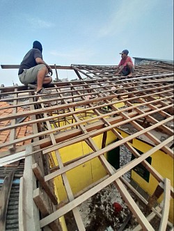 KERJA SAMPINGAN  Hasil s/d Jutaan Telp : 0 8 1 2 8 0 3 5 0 0 5 0 (WA) M U L T I   S O L U S I  https://multisolution.simdif.com Kami Mengerjakan : Jasa Rancang Bangun & Renovasi Rumah, Kantor, Ruko, Toko, Gudang + INTERIOR, EXTERIOR & AUTOMATION  ( Partisi Kaca / Gypsum/ Kayu, Kitchen Set, Lemari, rak, meja, kursi, Rolling Door, Folding Gate, Rolling Grille, Jasa Service Rolling Door Panggilan, jasa service folding gate panggilan, Jasa instalasi kabel listrik, Jasa instalasi Kabel Telepon, jasa instalasi kabel data / LAN / FO, Neon Box, Neon Sign, Sign Letter, Huruf timbul, Papan Reklame, Branding Logo, AC Split Central, Pintu Kaca, Pintu  Otomatis, Pagar, Teralis, Canopy, Pintu lipat besi / alumunium, kusen aluminium, Pintu alumunium, jendela aluminium, IT, LAN, Server, WIFI, IOT, Website, CCTV, PABX, Finger Print, Door Acces, Projector, Video Conference, Videotron, Video Wall, SALES BOOSTER, dll ) 🙏😊 BEST PRICE  BEST SOLUTION